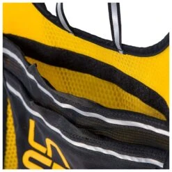 Gilet Trail La Sportiva Racer Vest Black Yellow 10 Gilet Trail La Sportiva Racer Vest Black Yellow -Sportif Série Boutique f96b684aafcc36bc1d3bd04aa159a4591c02b980 E22LASPACC2214489 13